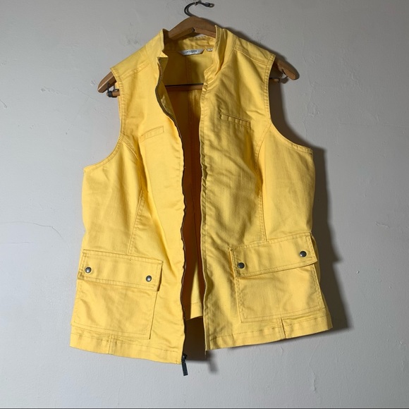 Liz Claiborne butter yellow utility jacket - Picture 1 of 7